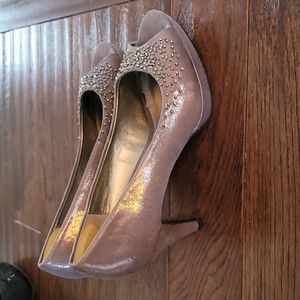 Gray peep toe pumps size 8 bandolini